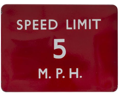 BR(M) FF Speed Limit 5mph BR(M) FF enamel railway sign SPEED LIMIT 5MPH. In very good condition with a few minor chips. Measu