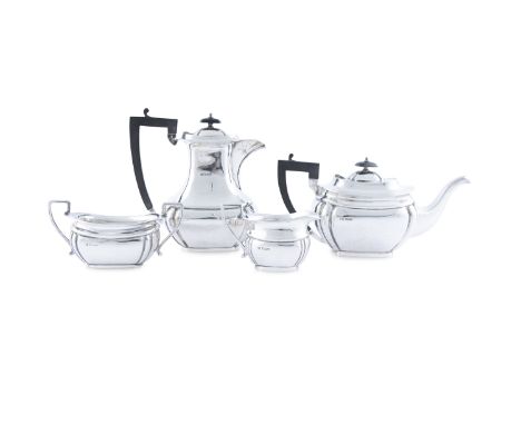 A FOUR PIECE SILVER TEA SERVICE, Sheffield 1932/33, mark of Viner's Ltd, comprising tea pot, hot water pot, cream jug and sug