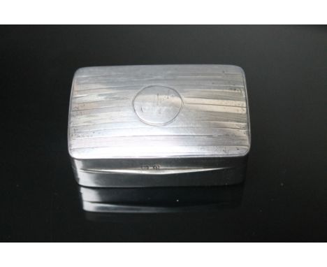 A HALLMARKED SILVER SNUFF BOX BY JOHN ROSE - BIRMINGHAM 1913, having gilt interior, engine turned lid with engraved central c