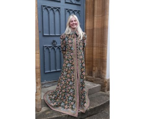 A vintage embroidered ladies coat, decorated flowers  Provenance:  A single owner collection, from the studio of a seamstress