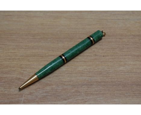 A Mabie Todd Swan ring top propelling pencil with two gold on black band (142/50) in jade green