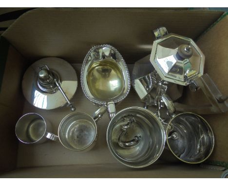 7 items of silver plate being teapot with wooden handle, large milk jug, 4 drinking tankards of various sizes, oil burner wit