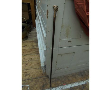 Wooden gentleman's cane with solid silver Cockerel head top