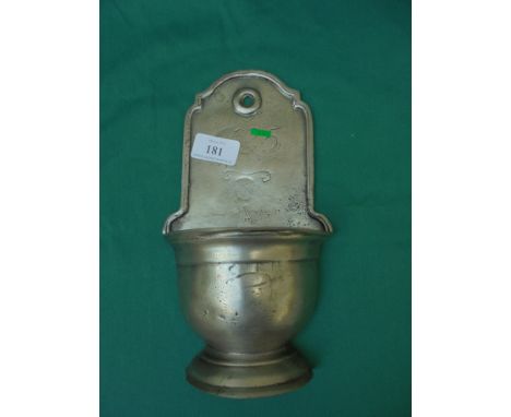 Pewter wall display item inscribed 1785