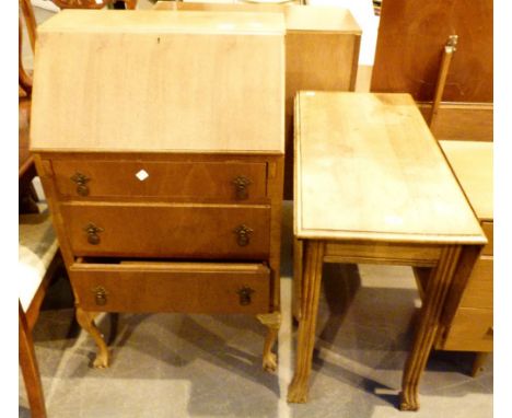 Antique oak drop leaf dining table and a vintage oak bureau with fitted interior and three drawers, L: 130 cm 