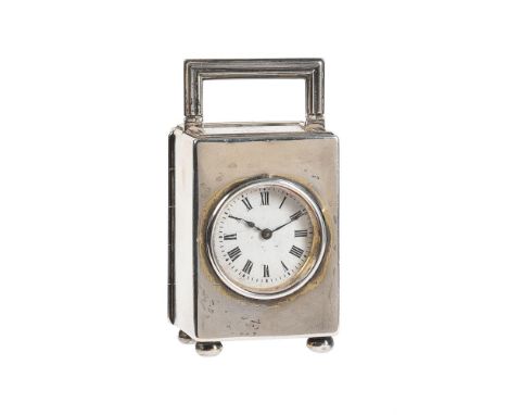 A GEORGE V SILVER MINIATURE CARRIAGE TIMEPIECEDREW AND SONS, LONDON 1913The French rectangular eight-day single train movemen
