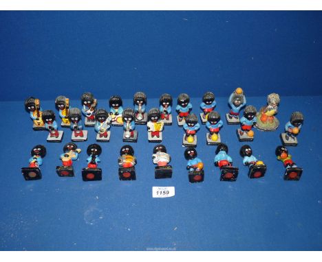 A quantity of "Robertson Jam" figures including a Football team set, and Band set. Notice from the the-saleroom.com: These it