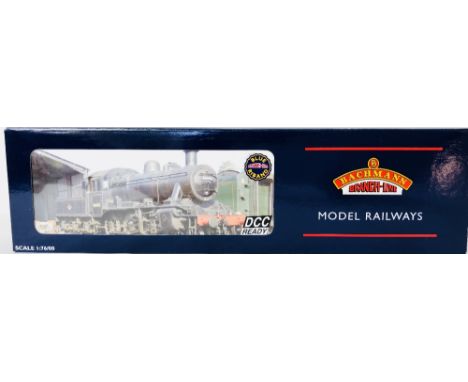 Bachmann OO gauge 32-826 Ivatt 2MT BR steam locomotive mint and boxed