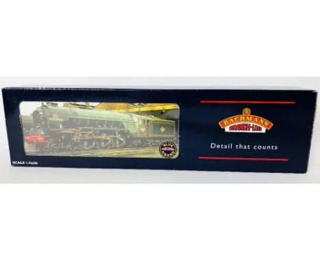 Bachmann OO gauge 32-554 Class A1 W P Allen Doncaster Green steam locomotive mint and boxed