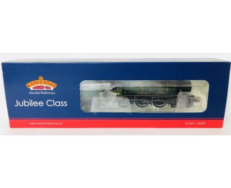 Bachmann OO gauge 31-178DC Jubilee Class Drake BR Green steam locomotive DCC digital on board steam locomotive mint and boxed