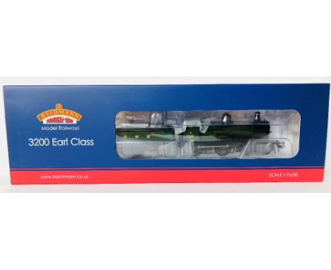Bachmann OO gauge 31-087DC GWR Class 3200 Earl Class 9003 green steam locomotive mint and boxed