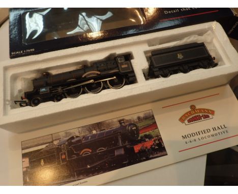 Bachmann OO gauge 31-775 BR Black Hall Class steam locomotive mint and boxed