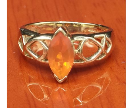 9ct yellow gold ring set with a fire opal stone. [Ring size N] [3.05Grams] 