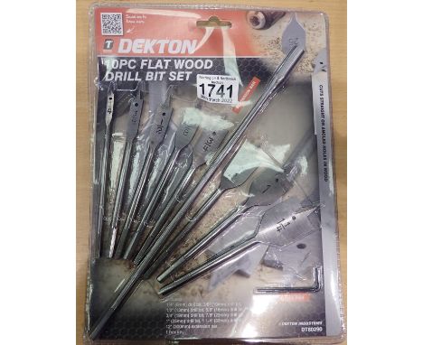 Dekton ten piece flatwood drill bit set. P&amp;P Group 1 (£14+VAT for the first lot and £1+VAT for subsequent lots) 