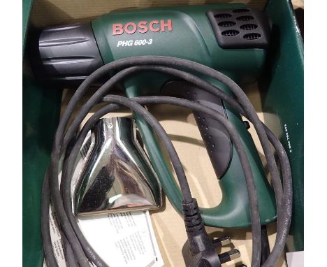 Bosch PHG600-3 hot air gun. Not available for in-house P&P, contact Paul O'Hea at Mailboxes on 01925 659133Condition Report: 