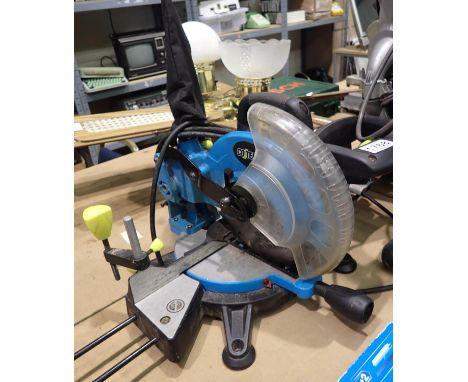 Coteck 18-320G 92109 circular saw. Not available for in-house P&P, contact Paul O'Hea at Mailboxes on 01925 659133Condition R