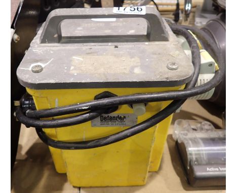 Defender 110v power tool transformer ZX16A outlet. Not available for in-house P&P, contact Paul O'Hea at Mailboxes on 01925 6