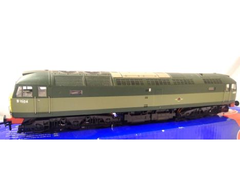 Bachmann renumber D1504, two tone Green, DC fitted II 04, in good condition, boxed, missing detail pack. P&amp;P Group 1 (£14