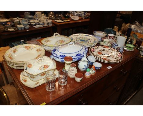 A collection of various china to include Masons 'Mandalay' pattern plates, Mason 'Regency' plates, Spode Italian dishes, Devo