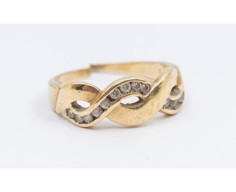 A cubic zirconia set 14ct gold ring a/f cut through, total gross weight approx 4.3gms&nbsp;