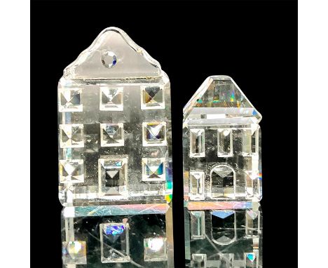 Crystal City theme; a 2 set figures of houses with many windows. Swarovski mark. This item has its original box: 3.25"W x 3.7