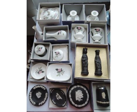 A quantity of mainly boxed Wedgwood Hathaway Rose pattern vases, trinket boxes and covers, pin dishes, etc together with a sm