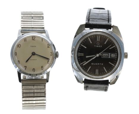 Timex Q Quartz Day-Date stainless steel gentleman's wristwatch, black leather strap, 38mm; together with a Timex stainless st