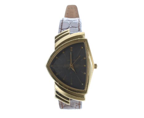 Hamilton Ventura Vintage Registered Edition gold plated gentleman's wristwatch, reference no. 6250A, quartz, leather strap, 3