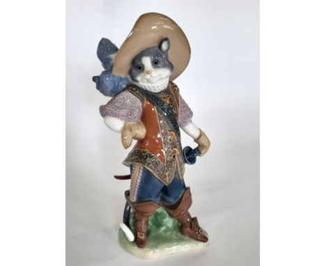 Lladro Puss In Boots in original boxpresented in very good condition complete with original box
