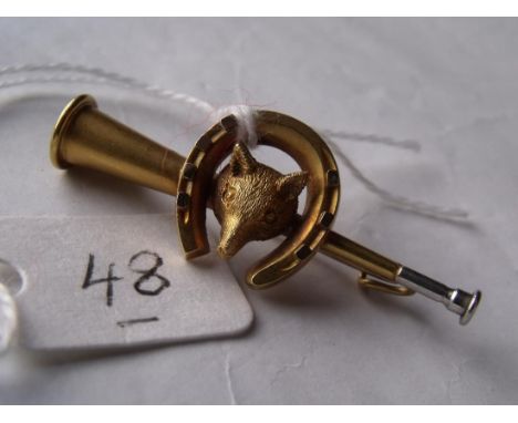 15ct hunting bar brooch       
