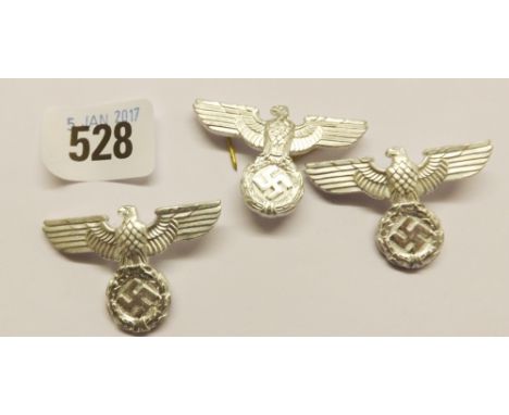 Set of three hunting eagle badges marked RZM 1/53  