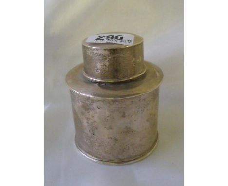 Cylindrical tea caddy with lift off cover 2” dia Birm  1908 by WM  65g        