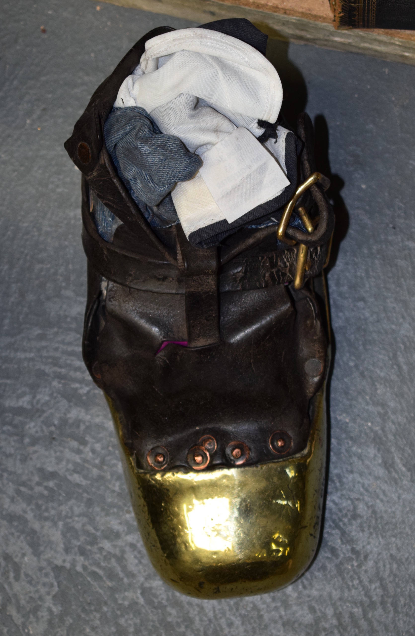 A RARE PAIR OF ANTIQUE DIVING BOOTS. 35 cm long.