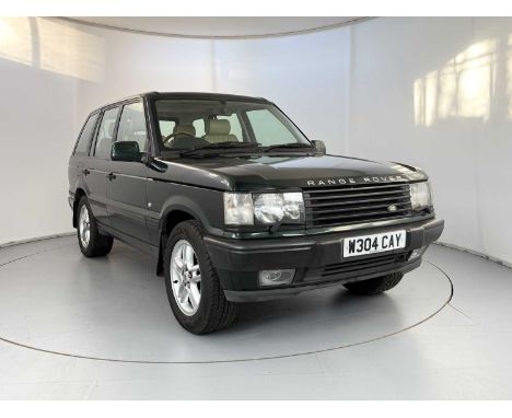 Registration: W304CAY  VIN: SALLPAMJ3YA441124  Mileage Showing: 99,000  Transmission: Automatic  MOT: 27/10/2025Later facelif