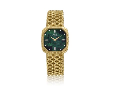 PIAGET REF. 7702 N 60, JADE DIAMOND-SET DIAL, 18K GOLD MESH BRACELETA rare 18k yellow gold with jade and diamond-set dial, ma