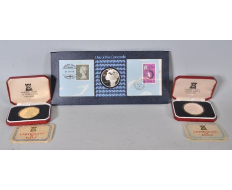 A&nbsp;John Pinches 1976 Day of the Concorde Hallmarked Silver Commemorative Coin Set together with a Pobjoy mint London - Ne