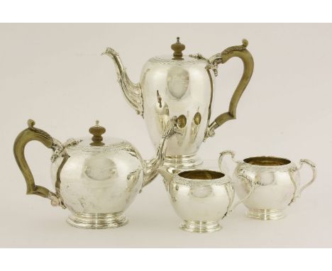 An Elizabeth II silver four-piece silver tea service,Asprey & Co., London, 1964,comprising:coffee pot,teapot,milk jug, and su