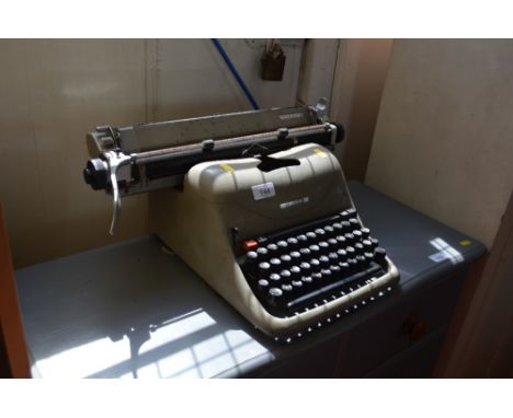 A Lexikon 80 typewriter 