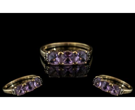 Lades 9ct Gold Attractive 5 Stone Amethyst and Diamond Set Ring. Fully Hallmarked to Interior of Shank. Ring Size P. Weight 1