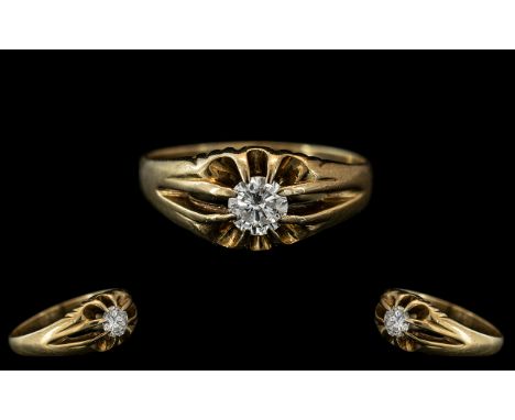 Gents 9ct Gold Single Stone Diamond Set Ring - Gypsy Setting. Full Hallmark to Interior of Shank. The Modern Round Brilliant 