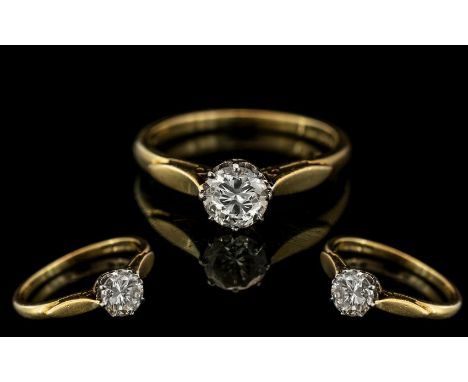 18ct Yellow Gold - Attractive Single Stone Diamond Set Ring. Hallmarked for London 1968. The Early Modern Brilliant Cut Diamo