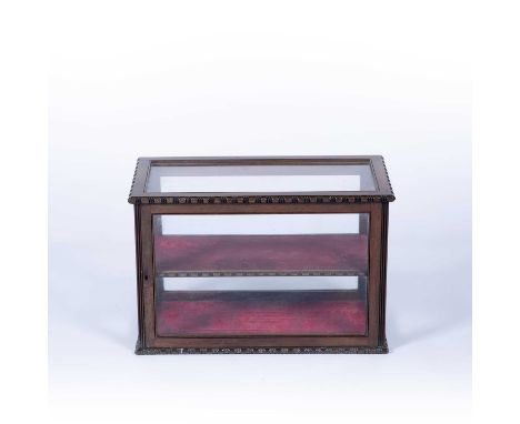 Rosewood tabletop case/collector's cabinetmid 19th Century, with two lined shelves and glass panel sides and top, 50cm wide x
