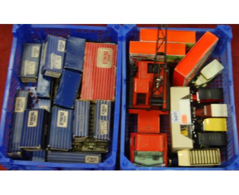 A quantity of Hornby Dublo wagons, modern issue diecast models etc