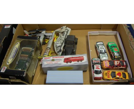 A quantity of modern release diecast, to include Dinky Toys 943 Leyland Octopus tanker by Atlas