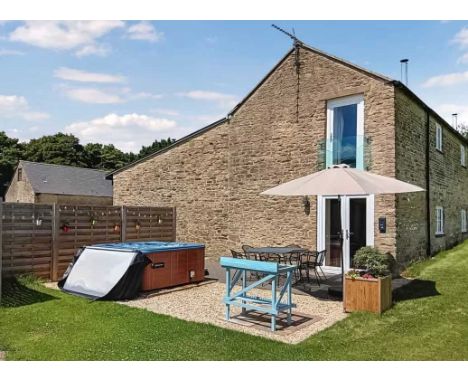 The Stalls, Aynho, near Banbury, West Northamptonshire:  x2 nights’ Self-Catering Accommodation in a stunning Barn Conversion