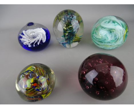 Five good sized vintage paperweights with bubble and swirl inclusion