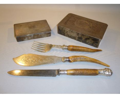 SILVER BOX WITH ENGINE TURNED TOP BY SANDERS & MACKENZIE, BIRMINGHAM 1947 (L: 13.3 cm), SILVER BOX WITH PART ENGINE TURNED TO