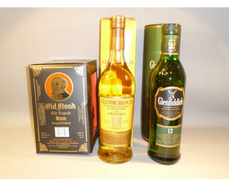 GLENMORANGIE 10 YEAR OLD HIGHLAND SINGLE MALT SCOTCH WHISKY, 70cl, 40% vol., BOXED, GLENFIDDICH 12 YEAR OLD SINGLE MALT SCOTC