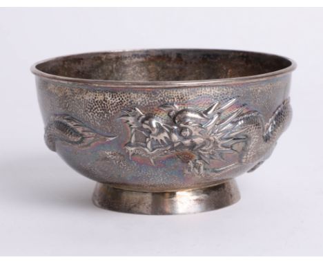 A&nbsp; Shanghai Chinese silver bowl decorated with dragons, 173.9g.