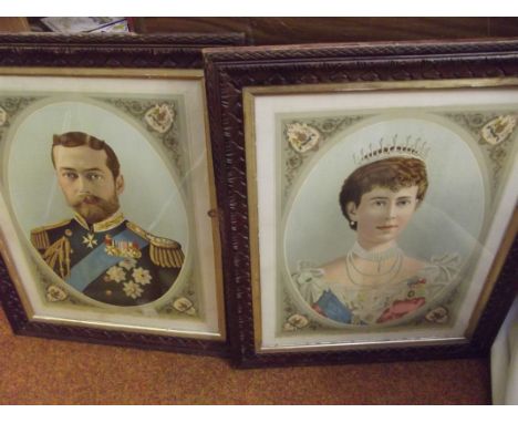 Pair of oak framed portrait pictures depicting King and Queen